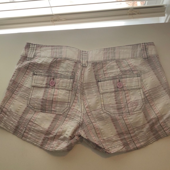 KIRRA shorts - Picture 2 of 3